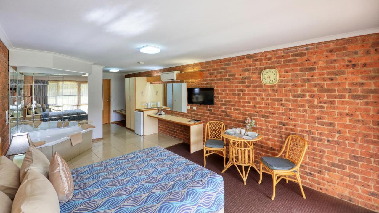 Tooleybuc Club Motor Inn Exteriér fotografie